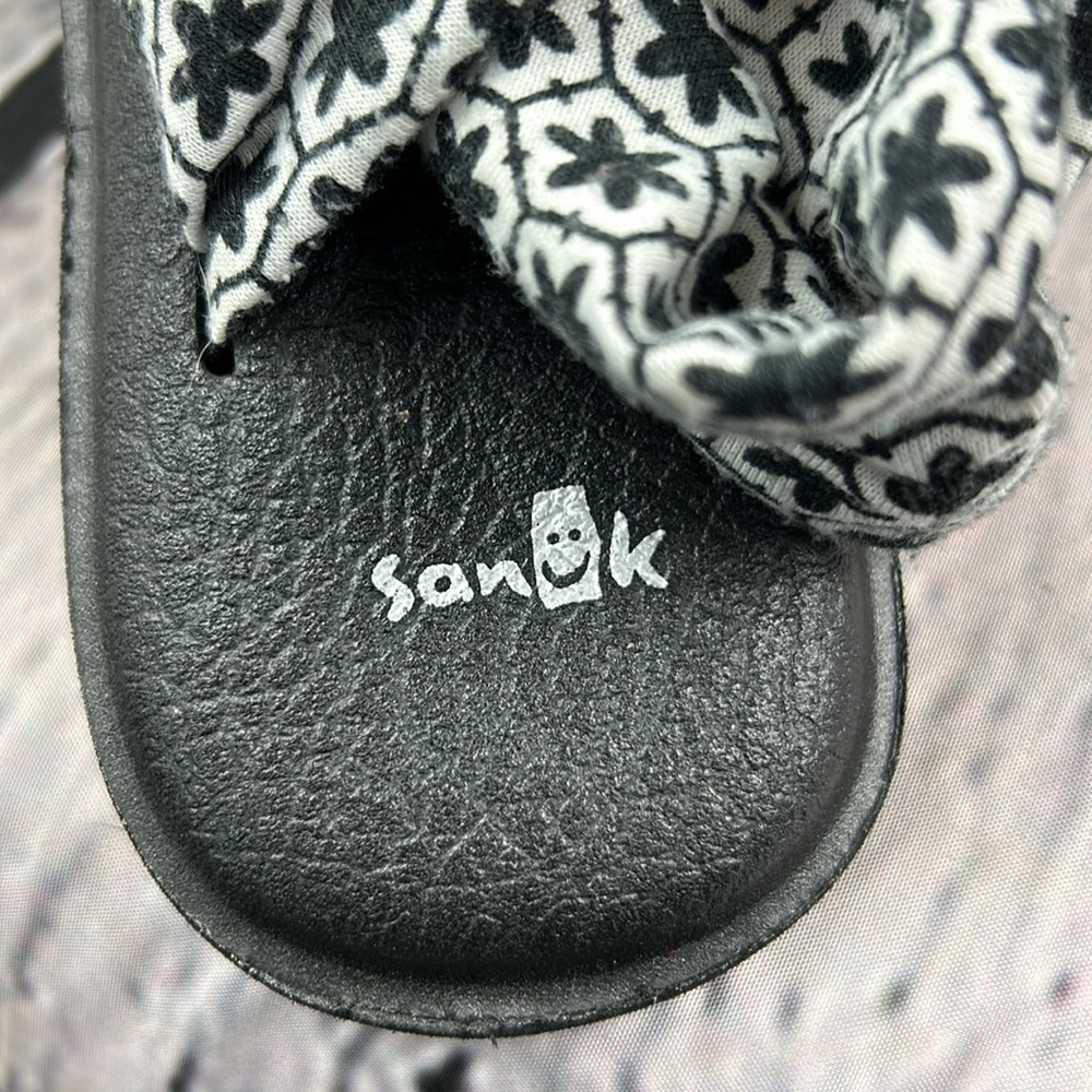 SANUK Black & White Yoga Mat Thong Sling Back Soft Cotton Sandals - Picture 11 of 17